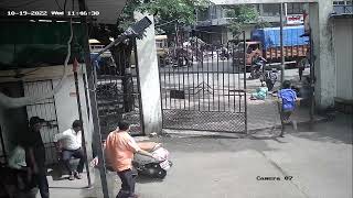 Daylight chain snatching incident caught on camera in Bhiwandi @S.G Steel Guru