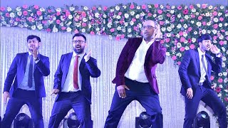 Aankh Maare & Dil Chori Wedding Dance | Groom with Friends