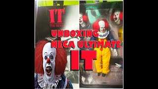 unboxing Neca ultimate IT