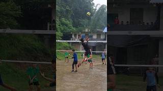 #volleyball in the #rain #youtube #youtubeshorts #viral #trending #shortvideo #shorts #short #video