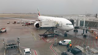 Emirates Flight EK184 : Boeing 777-300ER (77W) ''A6-EQO'' Takeoff at Brussels🇧🇪 for Dubai DXB🇦🇪