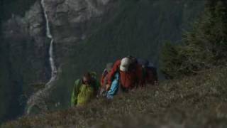 Extraordinary in Nature - CMH Heli-Hiking