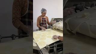 Papad factory me kaise banate hain 😋🥰 #factory #shortvideo