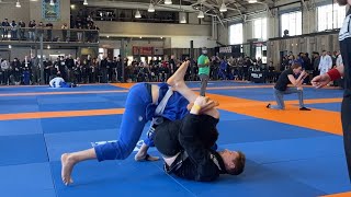 BJJ Tournament | White Belt's FIRST Triangle SUB