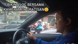 @amirudin4 Beginilah belajar bikin vlog dengan kameramen gratisan!