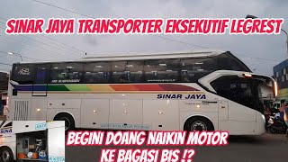 Begini Proses Menaikkan Motor Ke Unit Sinar Jaya Transporter, Sangat Mudah Dan Cepat