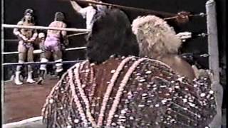 Chaz & Terry Garvin vs. The PYT's