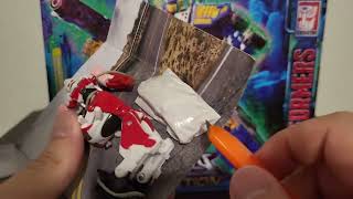 Unboxing Legacy Evolution and ROTB Optimus Prime and Arcee