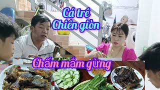 Cá trê mà chấm mắm gừng cơm ngon vui vẻ biết chừng nào mới no ❤️