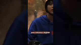 Ah Yoongi o nasıl koşuş 🤣😂ama videyo doğru o seni her zaman izliyo ola  bilir 🤨😮😕