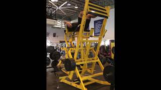 H Squat Hammer Strength Machine