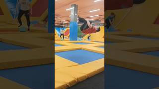 learning to do somersaults on a trampoline #shorts