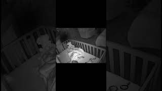 FANTASMA Visita a Bebe y Esto Paso #baby #omg #paranormalactivity