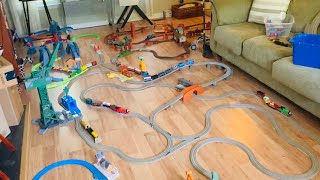 THOMAS TRACKMASTER/TOMY LAYOUT