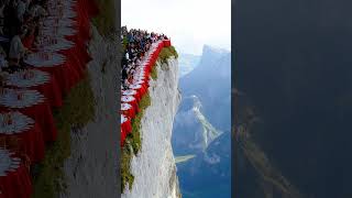 Cliff Banquet:  Relax at Cliff's Edge! #mountainscenery #livewallpaper #nature