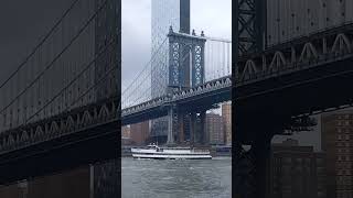 East river, New York. @ALBADARIN2011 #albadarin #newyork #visitusa #newyorkcityattractions