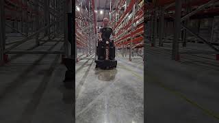 Kodiak K22 Rider scrubber dryer - warehouse cleaning