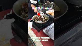 Kerang Ijo pedas at pasaran nyadran Makam sewu-Pajangan bantul yogyakarta #kuliner #shorts #food