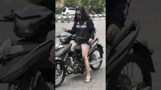 MX 300cc Dinaikin Cewek Cantik Auto Terbang Terbang #shorts