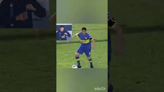 Juan Román Riquelme y la pelota ⚽. Juan Román Riquelme y la bombilla 🧉#shorts #futbol