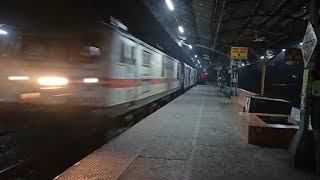 15960 Kamrup express Dibrugarh to howrah high speed action kmph 130