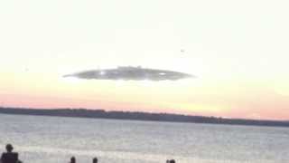 Massive UFO sighting Christmas Eve 2013 - a WFR production