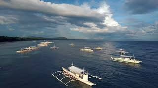 Chasing boats over panglao