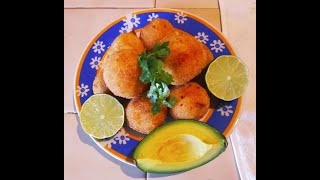 Bolitas de Papa y queso rellenas con Queso mozzarella