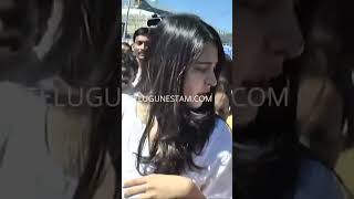 Anushka Shetty Struggle With Fans In Tirumala