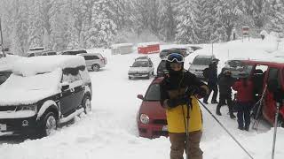 Arriving for skiing with friLingue