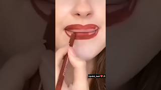 Big pout lipstick👄💄🤮 #lipstick #lipstichack #makeup #hacks #youtubeshorts #shortsindia #shorts#yt