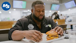 What Pro Bodybuilders Eat At Restaurants | 212 Olympia Keone Pearson