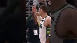 The General Giannis Antetokounmpo and Brook Lopez go crazy#shorts