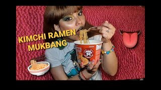 TRYING KIMCHI RAMEN FOR THE FIRST TIME MUKBANG