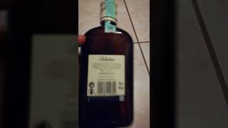 Ballantines Finest Blended Scotch whisky REVIEW