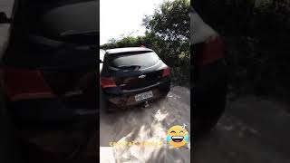 Chevrolet Onix LTZ, Atolado na areia.