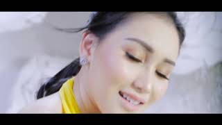 AYU TINGTING  -  BULAN DI DALAM KOLAM