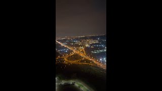 Плывём над ночной Москвой как булгаковская Маргарита. Но выше и быстрее. Вертикальное видео. Май' 23