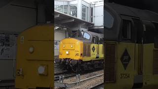 37254 + 37607 giving it the wack out of Derby #class37 #trains #shorts #derby #thrash