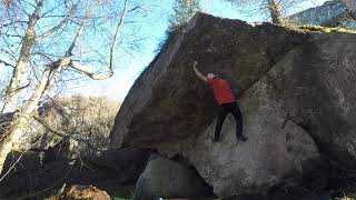 Funky and Unique f7B+ boulder FA and a Nu-Classic 6C FA lip traverse at Duntelchaig, Highlands