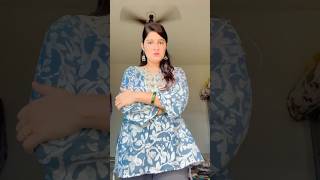 Ek aurat kya sambhale #Ytshorts #Enjoy #funny#viral#comedy🤣🤣