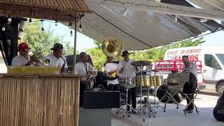 El Mariachi Loco/Tamborazo Los Dorados