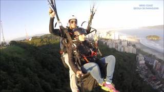 Neguinha Voando de Parapente em São Vicente SP brasil