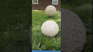 Destroying random stuff with a giant rubber band ball - Slow motion