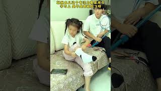 Lost Sock? Baby’s Too Busy with Phone! 😄📱Chinese Comedy Challenge :😄 Laugh if you lose! #shorts