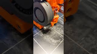 На 3д принтере Prusa i3 mk2 не печатается 1 слой,  как исправить незнаю.