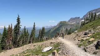 Highline trail amazing views - Glacier National Park