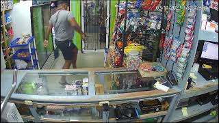 robbery attempt goes worng in the cayman islands