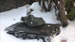 M41 Walker Bulldog in the snow operation