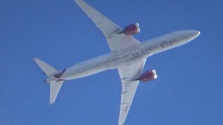 Virgin Atlantic Boeing 787 [G-VWHO] flying overhead